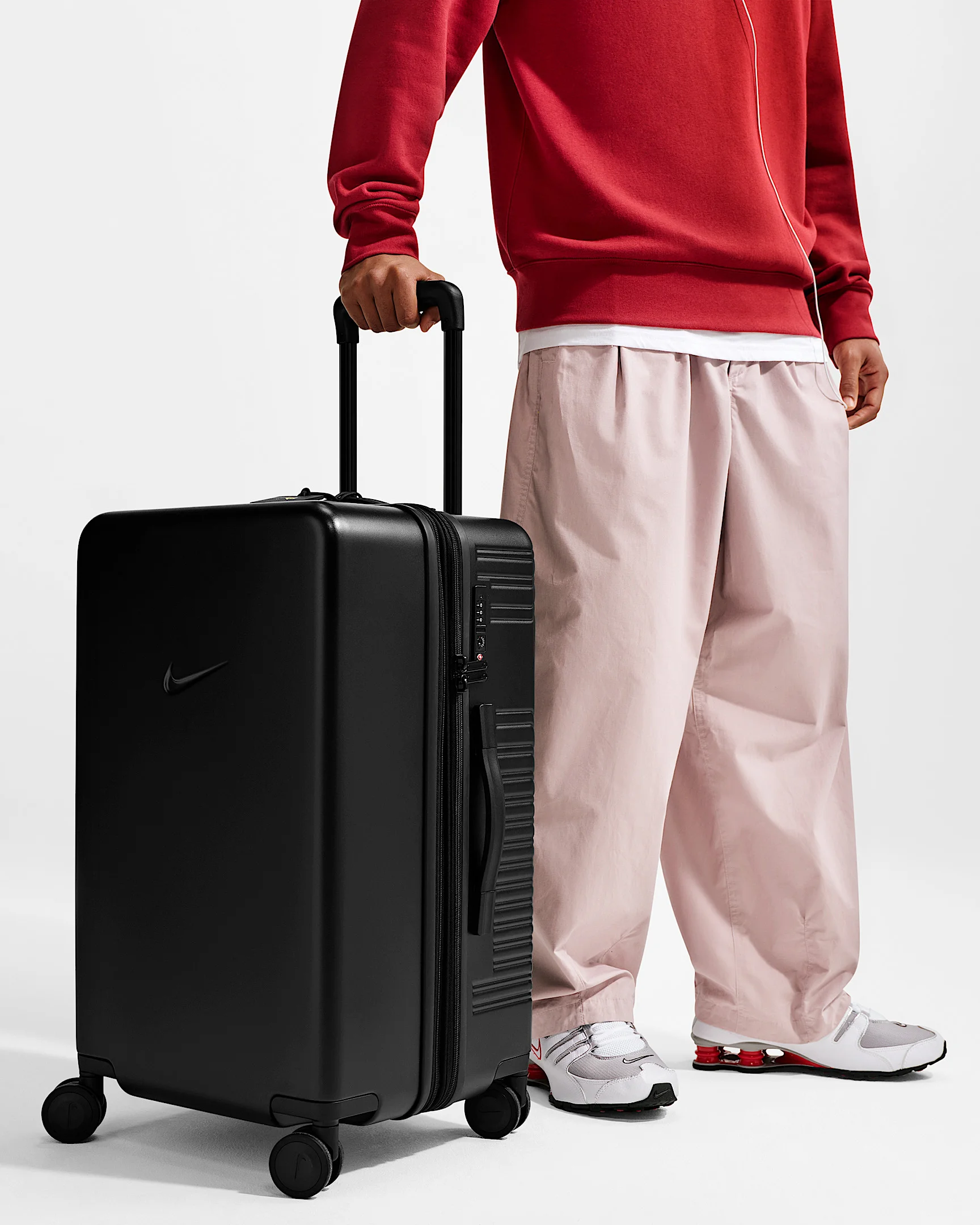 Nike Medium Checked Luggage 26" Hardshell (96L) - 1