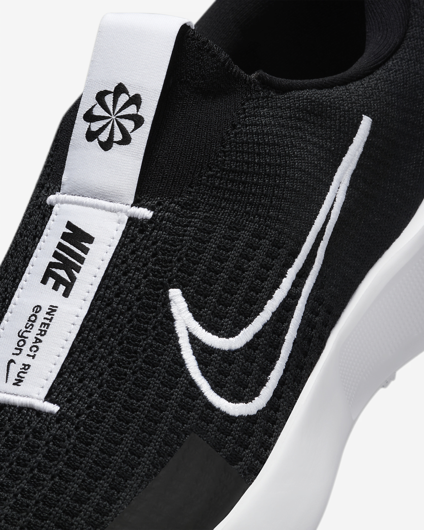 Nike Interact Run EasyOn Men's Road Running Shoes - 7
