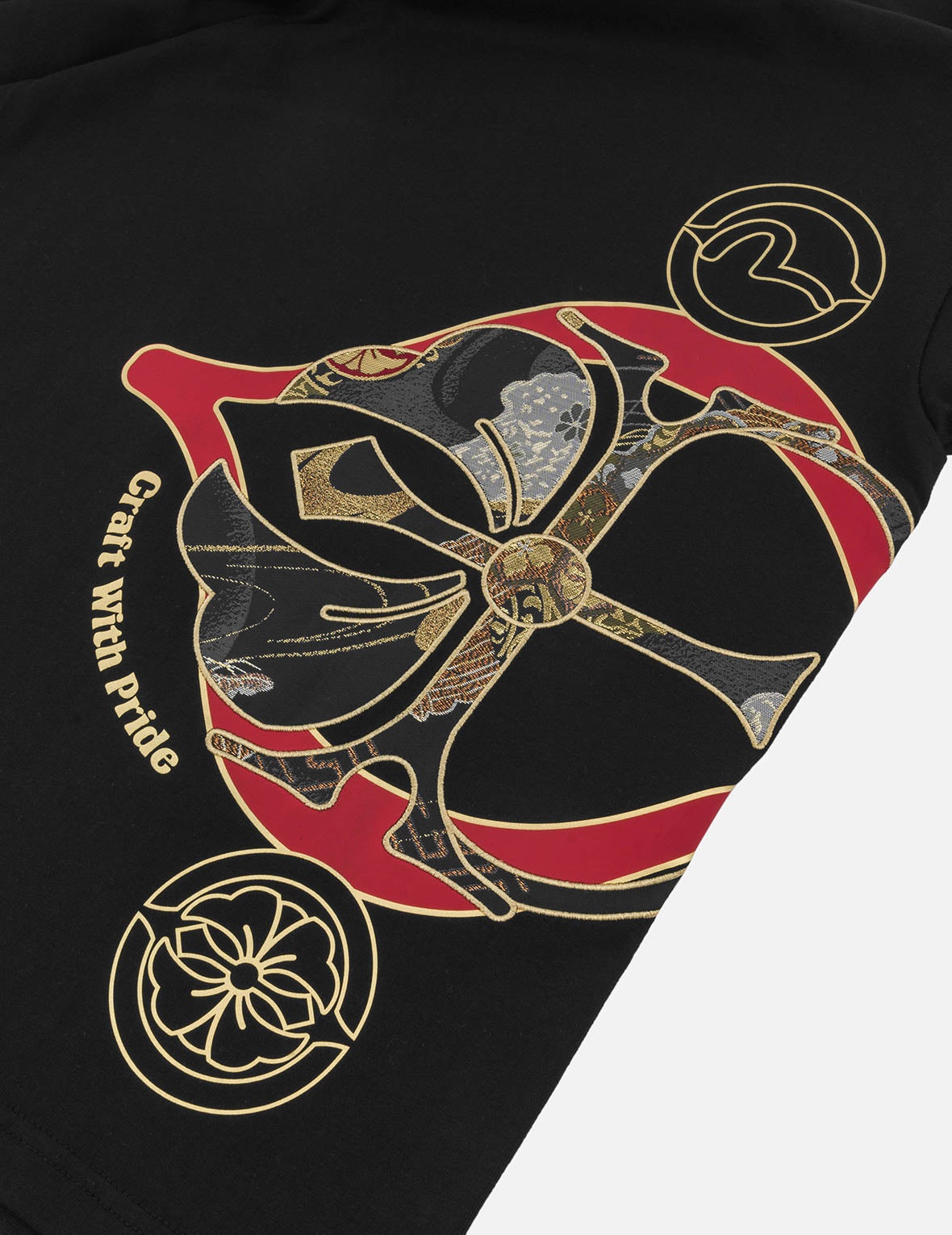 Brocade logo and Kamon Appliqué Relax Fit T-shirt - 7