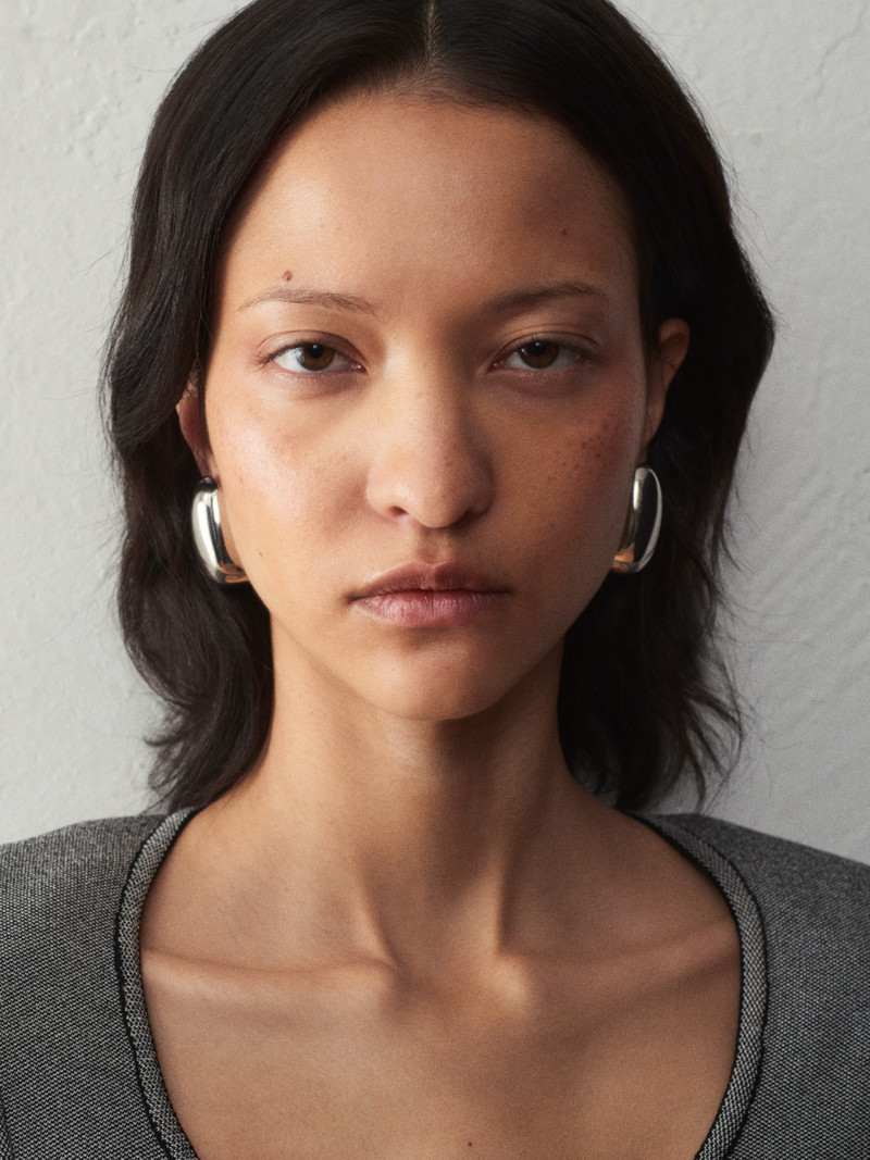 The Curvo earrings 4