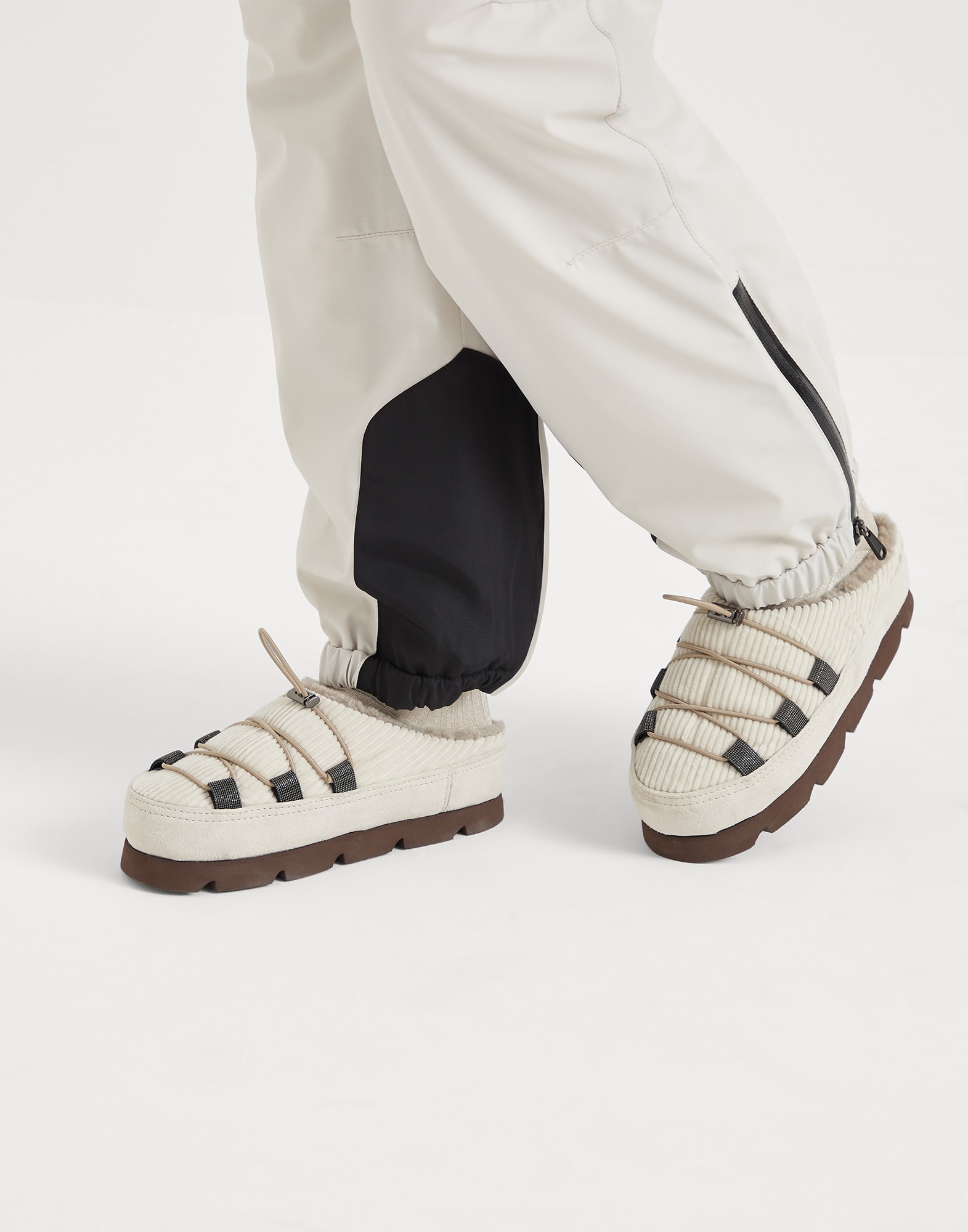 Suede and corduroy mountain slippers with shearling lining and shiny eyelets - 4
