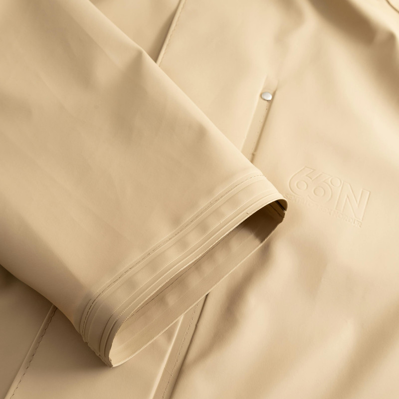 Skipagata Raincoat 3