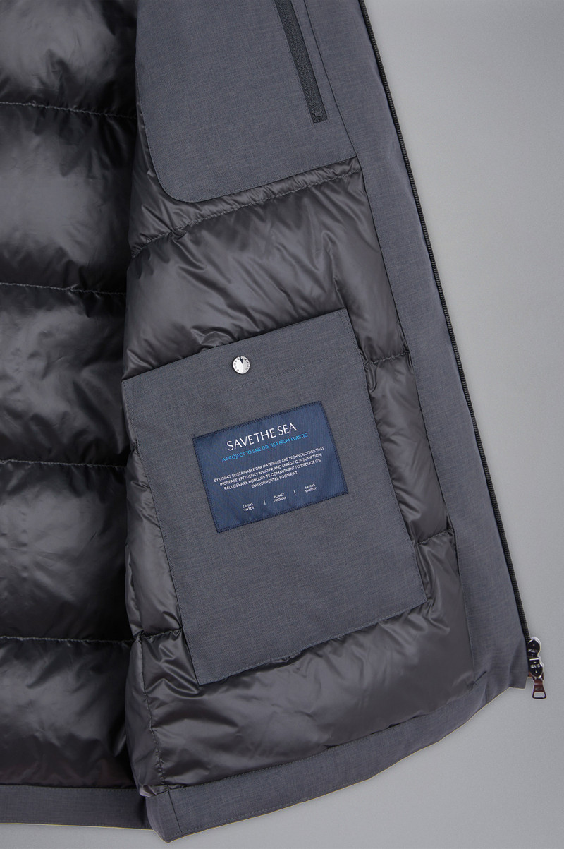 PARKA MADE OF RECYCLED TECHNICAL FABRIC 7