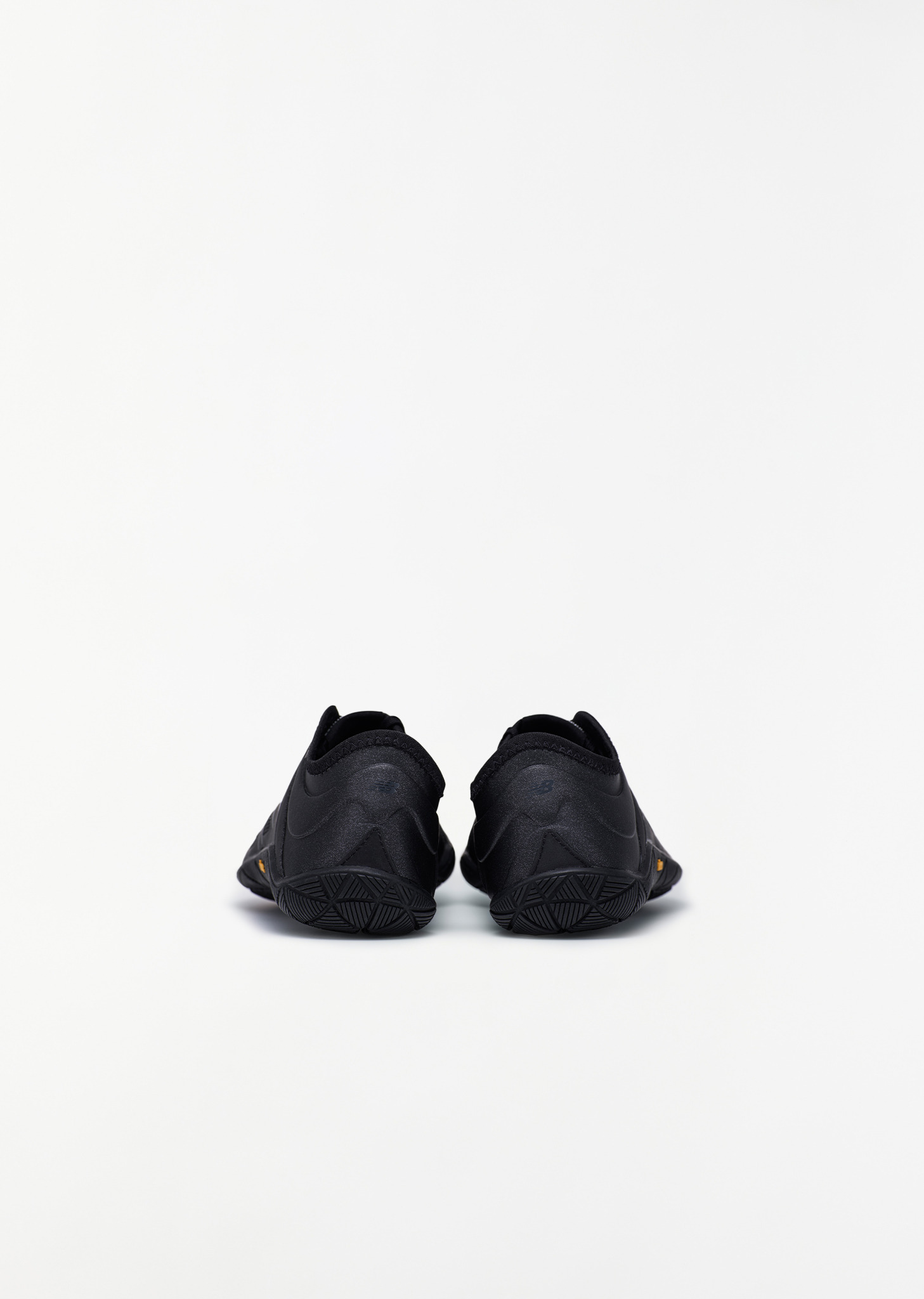 New Balance Minimus UX200L — Black - 3