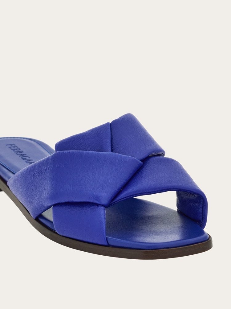 KNOTTED-STRAP SLIDER - 6