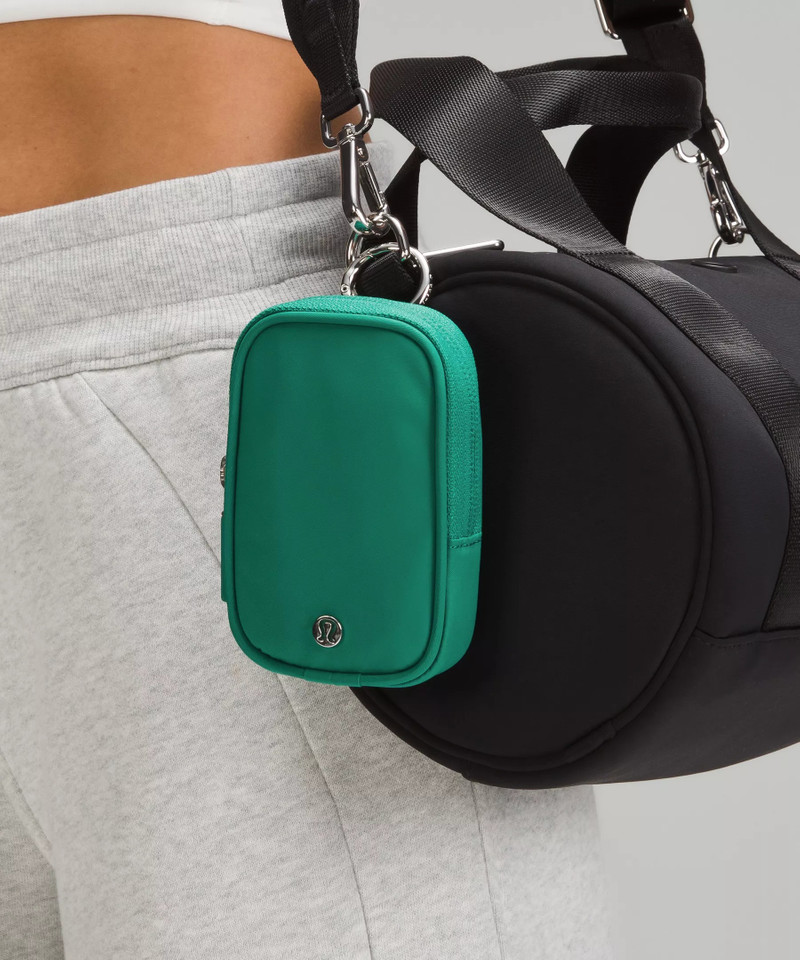 lululemon Clippable Nano Pouch outlook