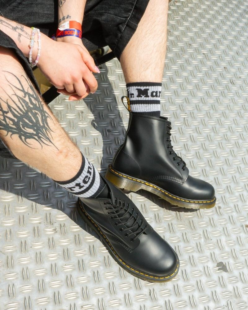 1460 Smooth Leather Lace Up Boots - 5