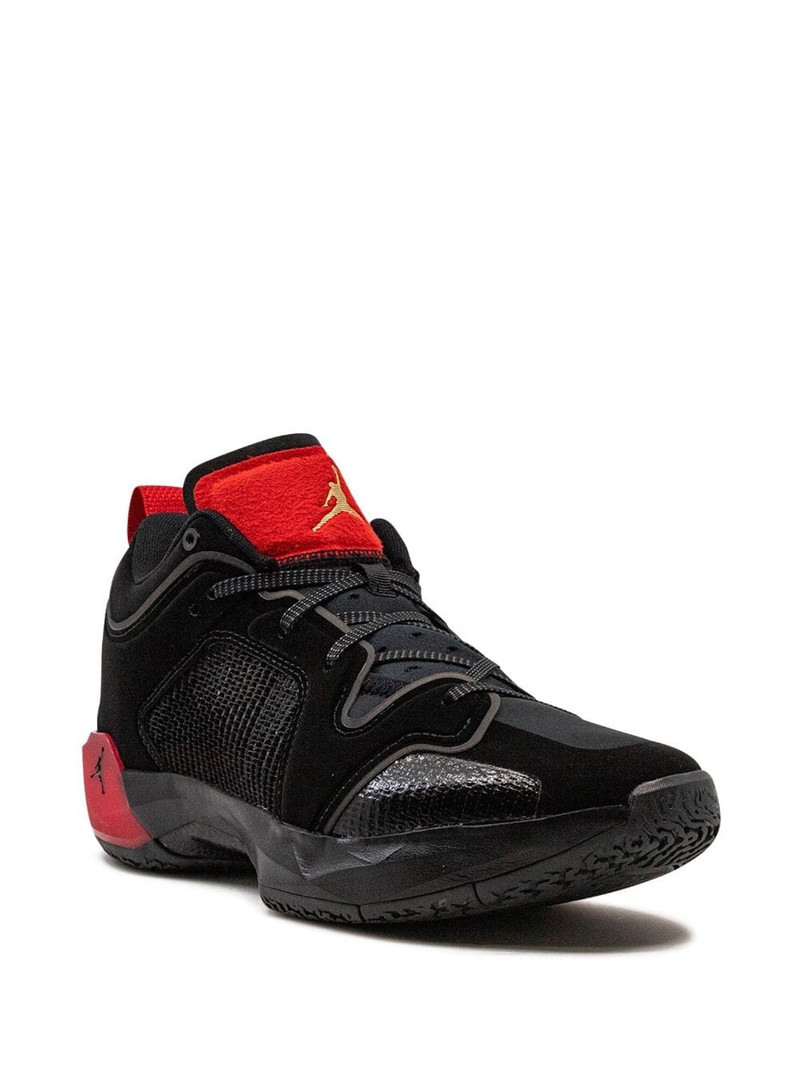Jordan Air Jordan XXXVII Low sneakers outlook