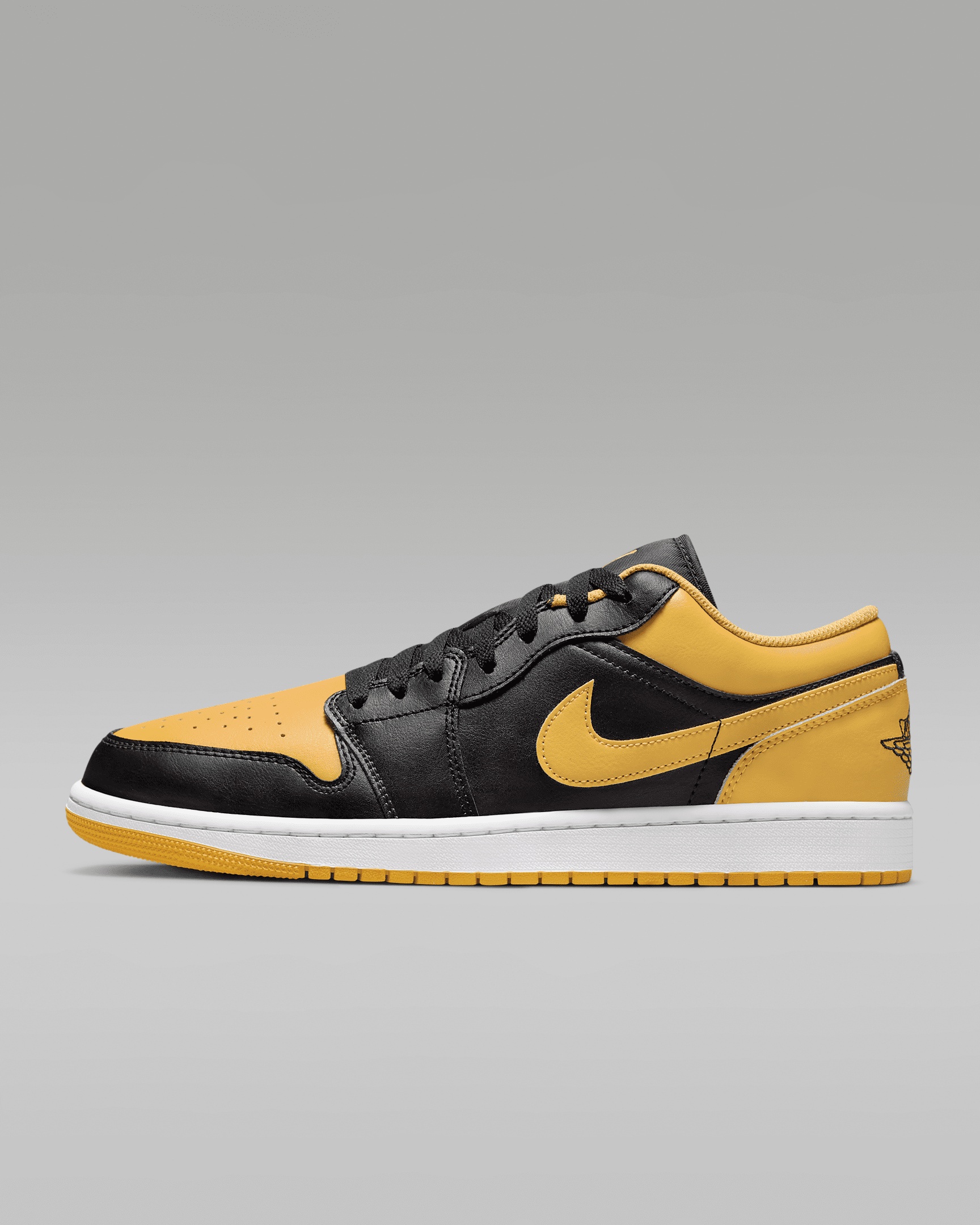 Air Jordan 1 Low Men's Shoes - 1