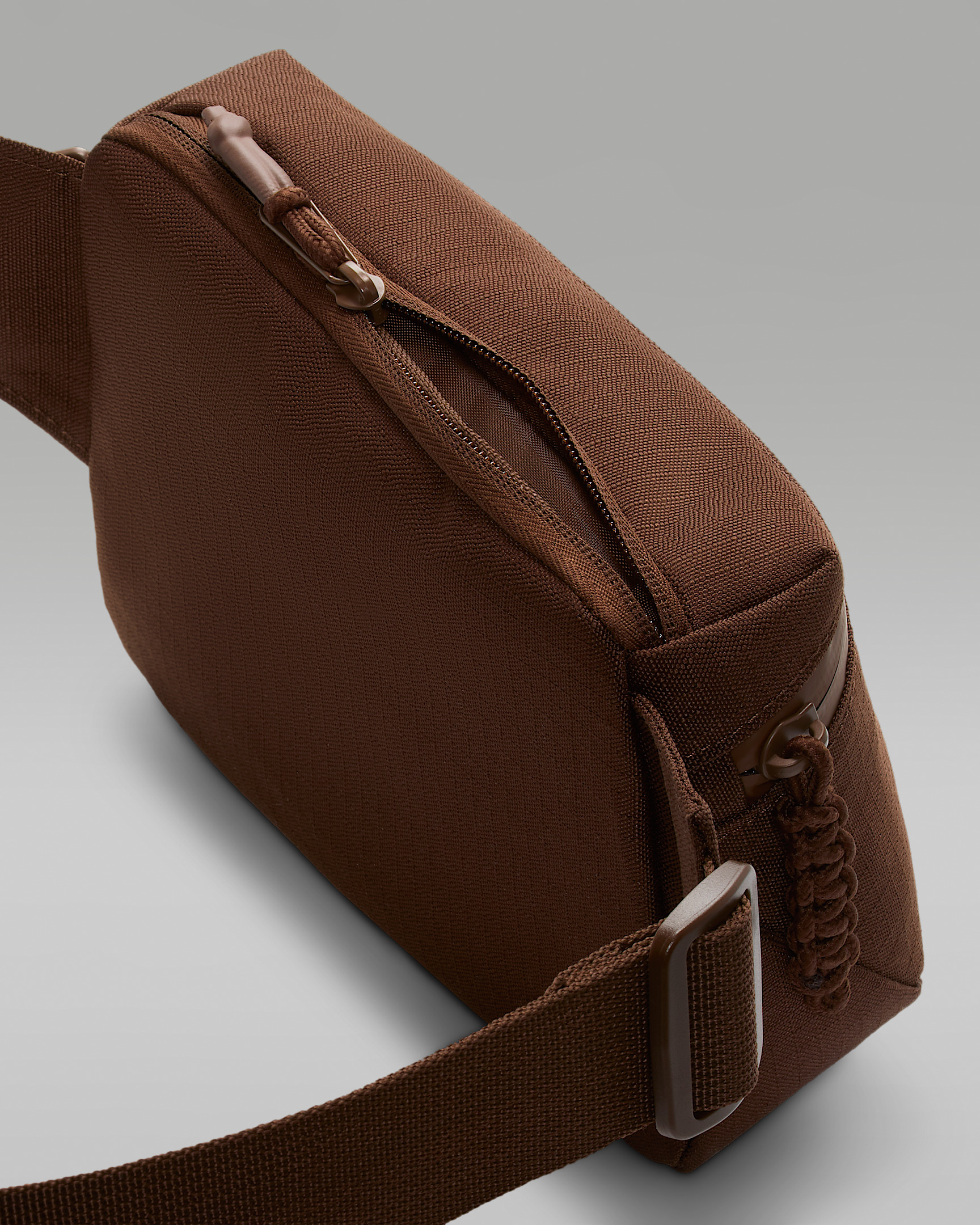 Jordan Franchise Crossbody Bag (2L) - 5