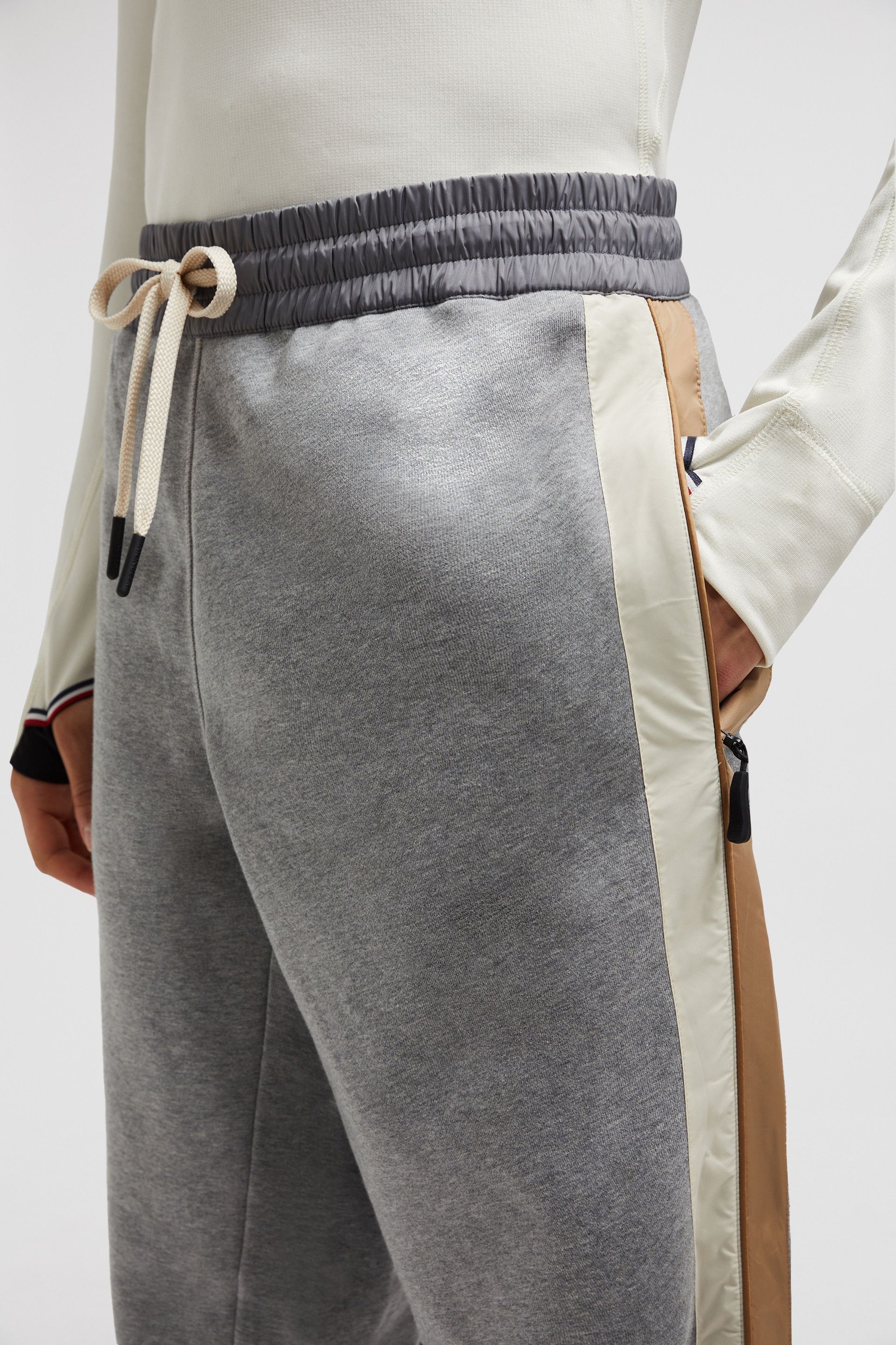 Mountain Logo Sweatpants - 7