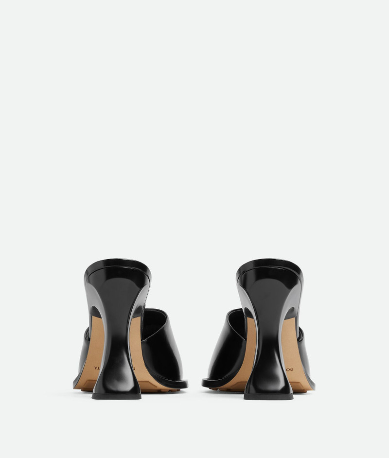 Bottega Veneta Cha-Cha Mule outlook