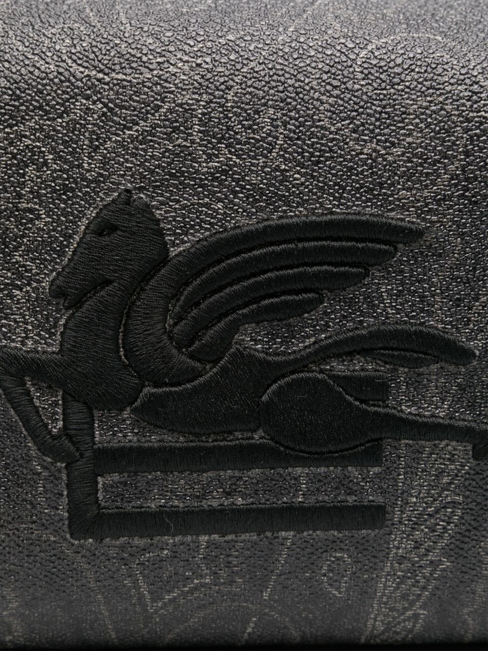 embroidered-logo wash bag - 3