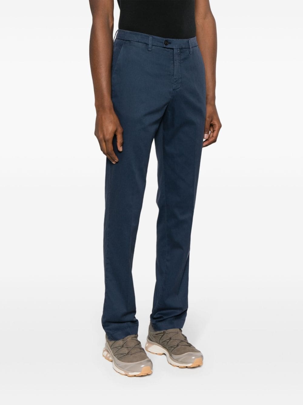 mid-rise tapered chinos - 3