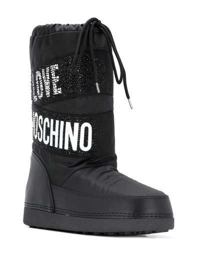 Moschino logo snow boots outlook