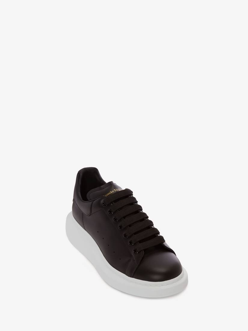 Oversized Sneaker - 2