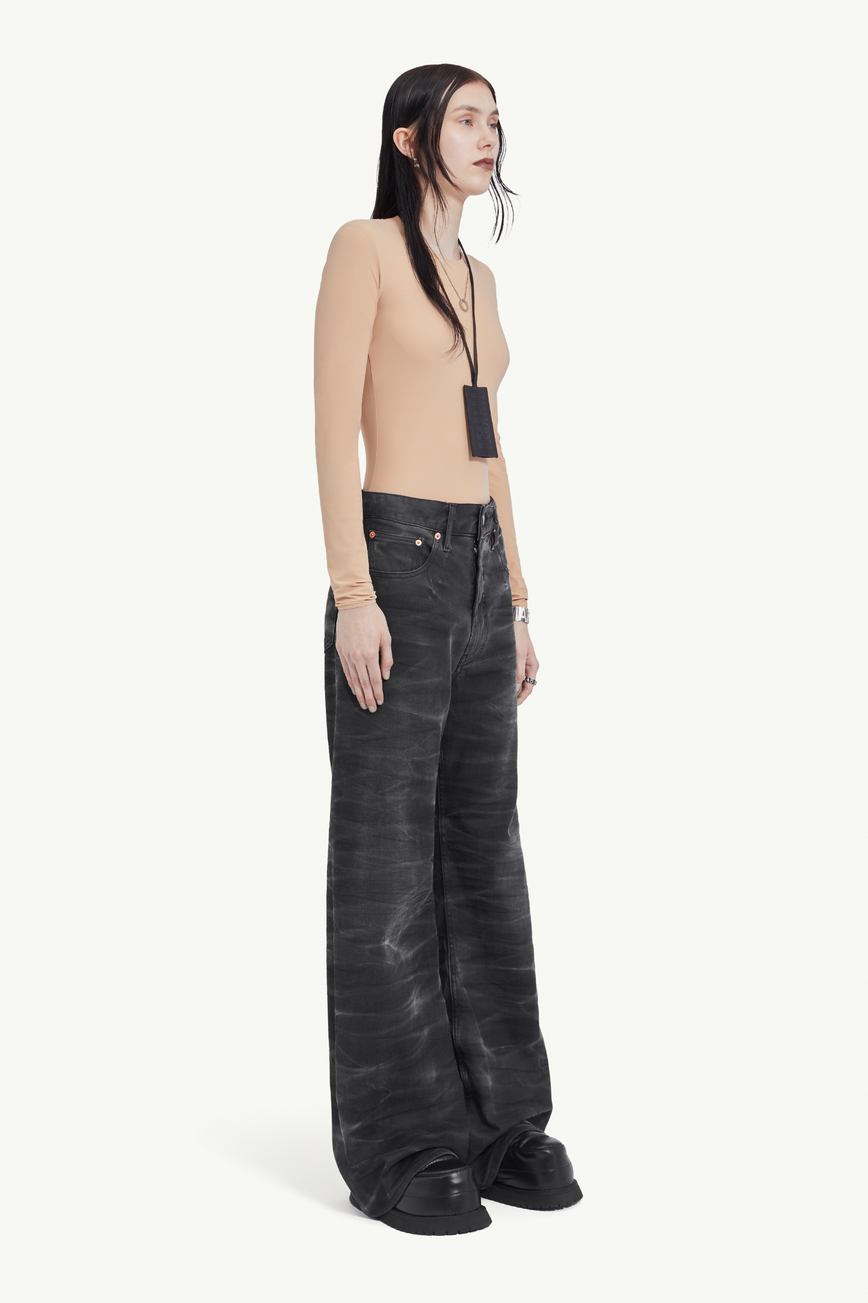 MM6 Maison Margiela Oversized crease jeans | REVERSIBLE