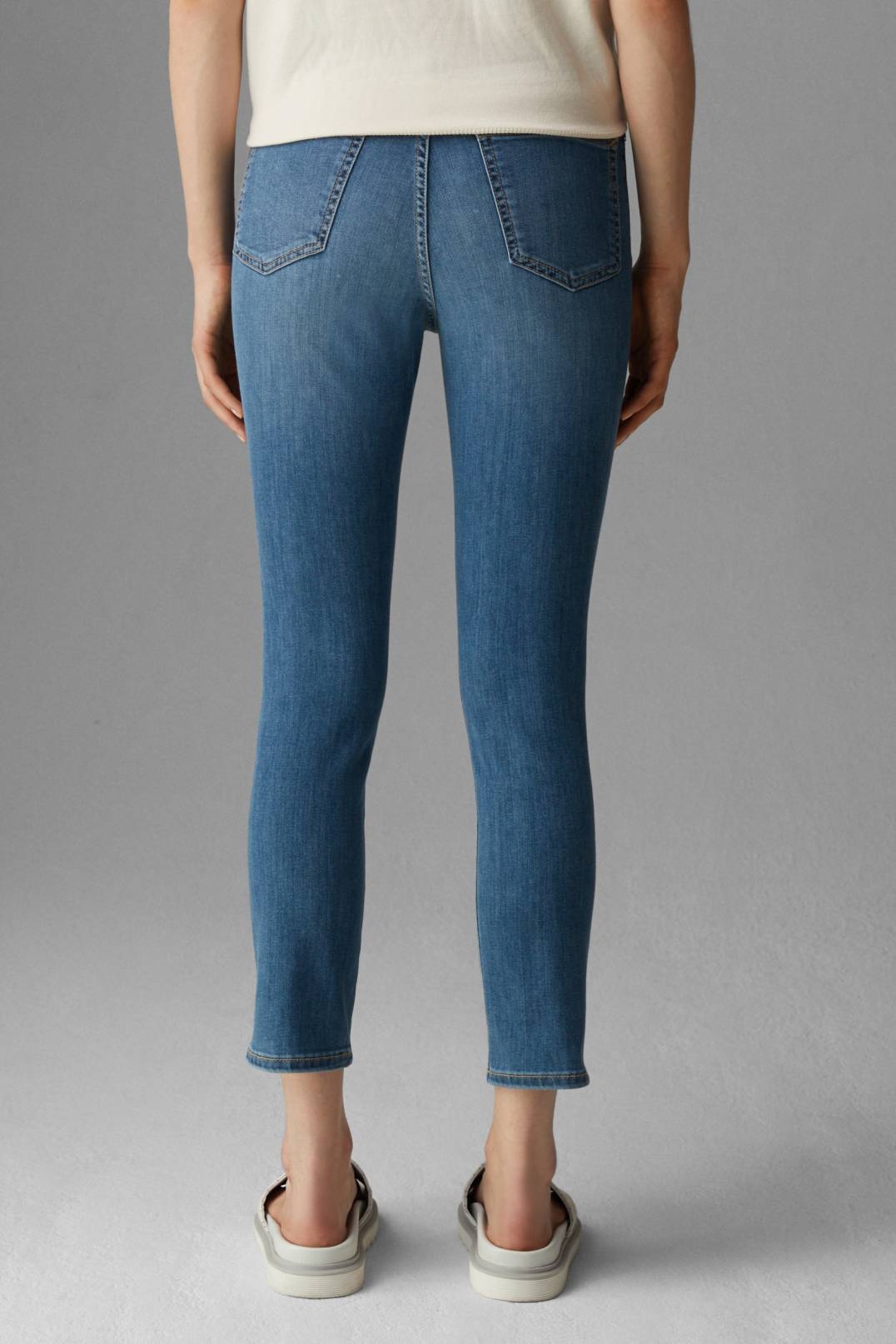 JULIE 7/8 SLIM FIT JEANS IN DENIM BLUE - 3