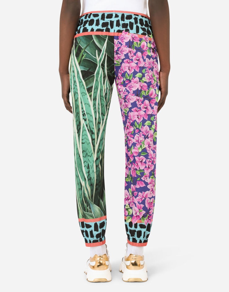 Jersey jogging pants with jungle mix print - 8