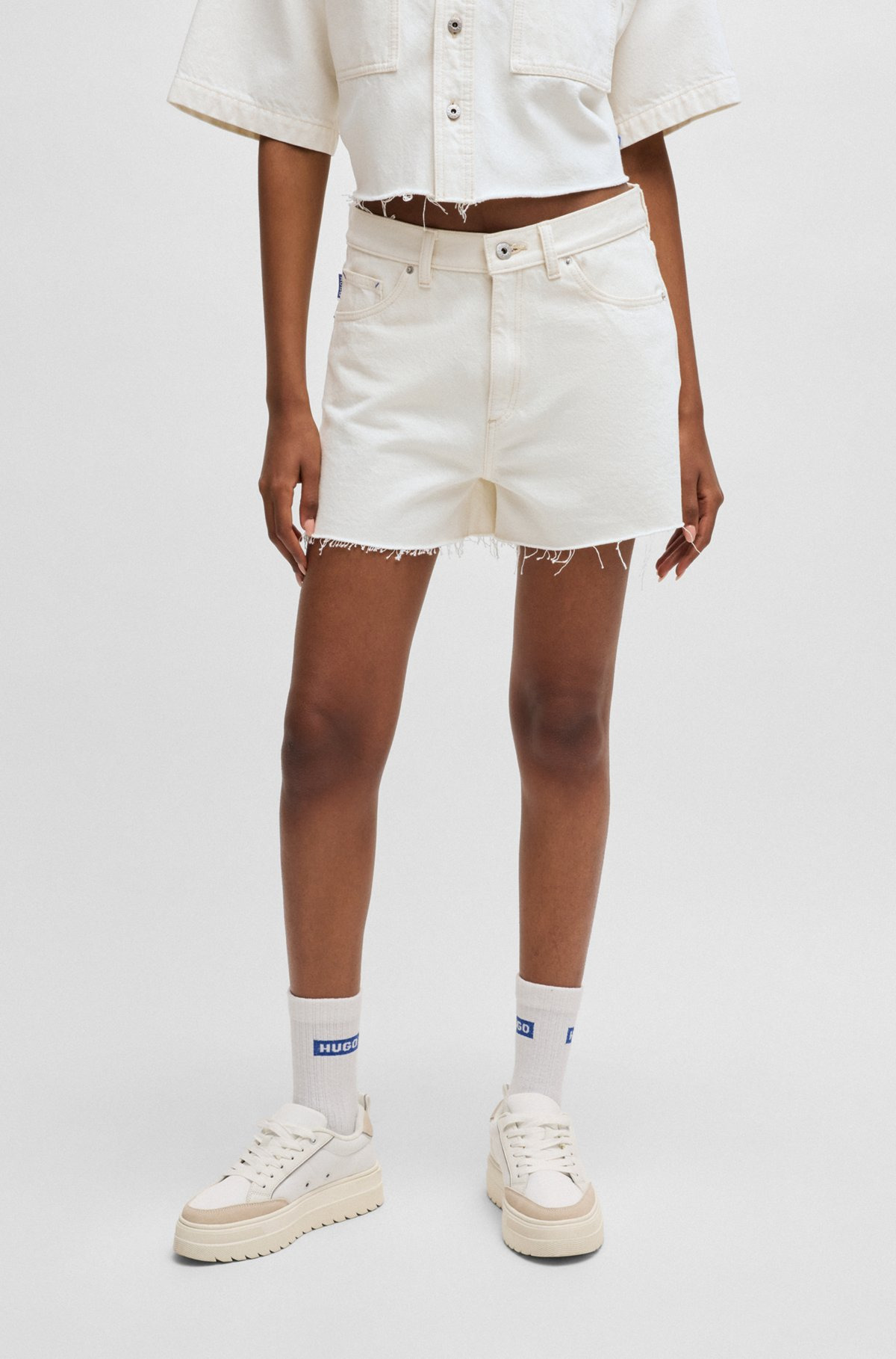ECRU DENIM SHORTS WITH RAW HEM - 2