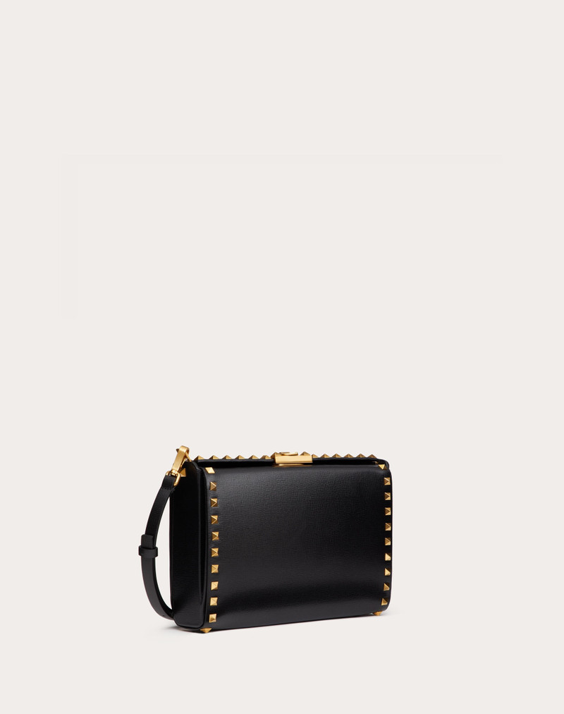 ROCKSTUD GRAINY CALFSKIN CROSSBODY BAG 2