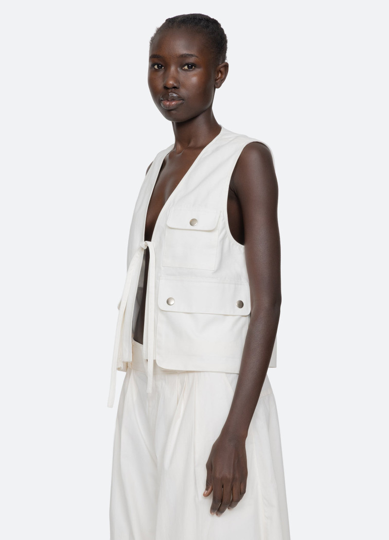 Lois Vest 6