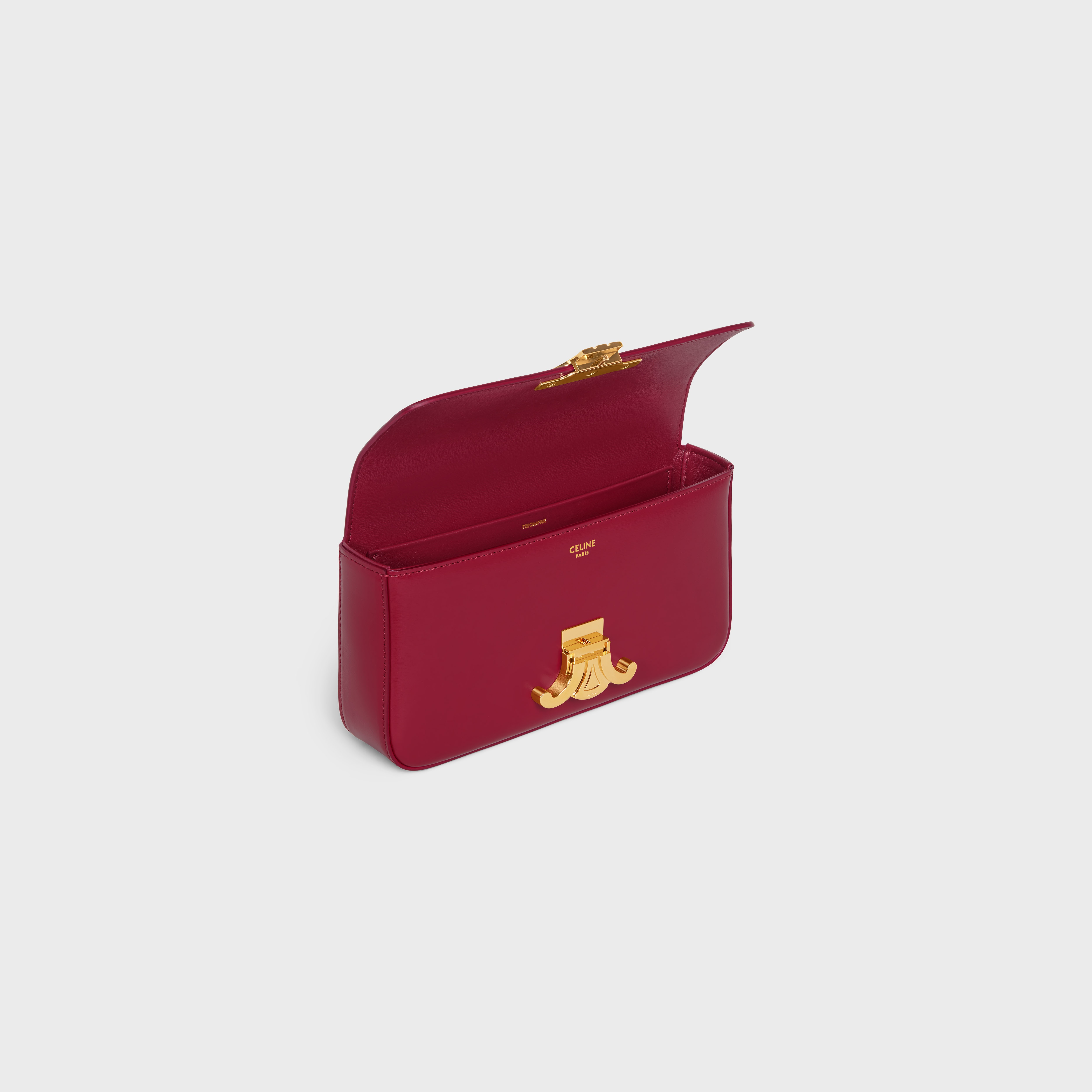 CHAIN SHOULDER BAG triomphe in shiny calfskin - 4