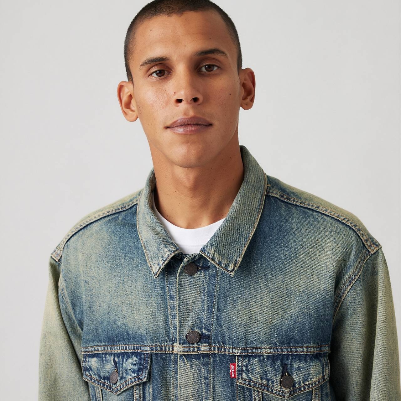 LIGHTWEIGHT RELAXED FIT TRUCKER JACKET - 5