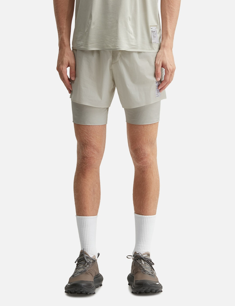 HEATCRUSH™ 8" DESERT SHORTS 3