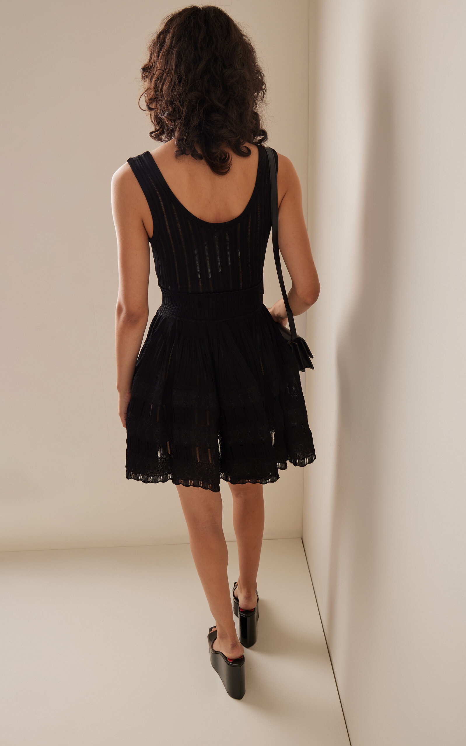 ALAIA スケータードレスニット mina レースカットワーク ブラック 36 Alaïa Knit Mini Skater Dress black | modaoperandi | REVERSIBLE