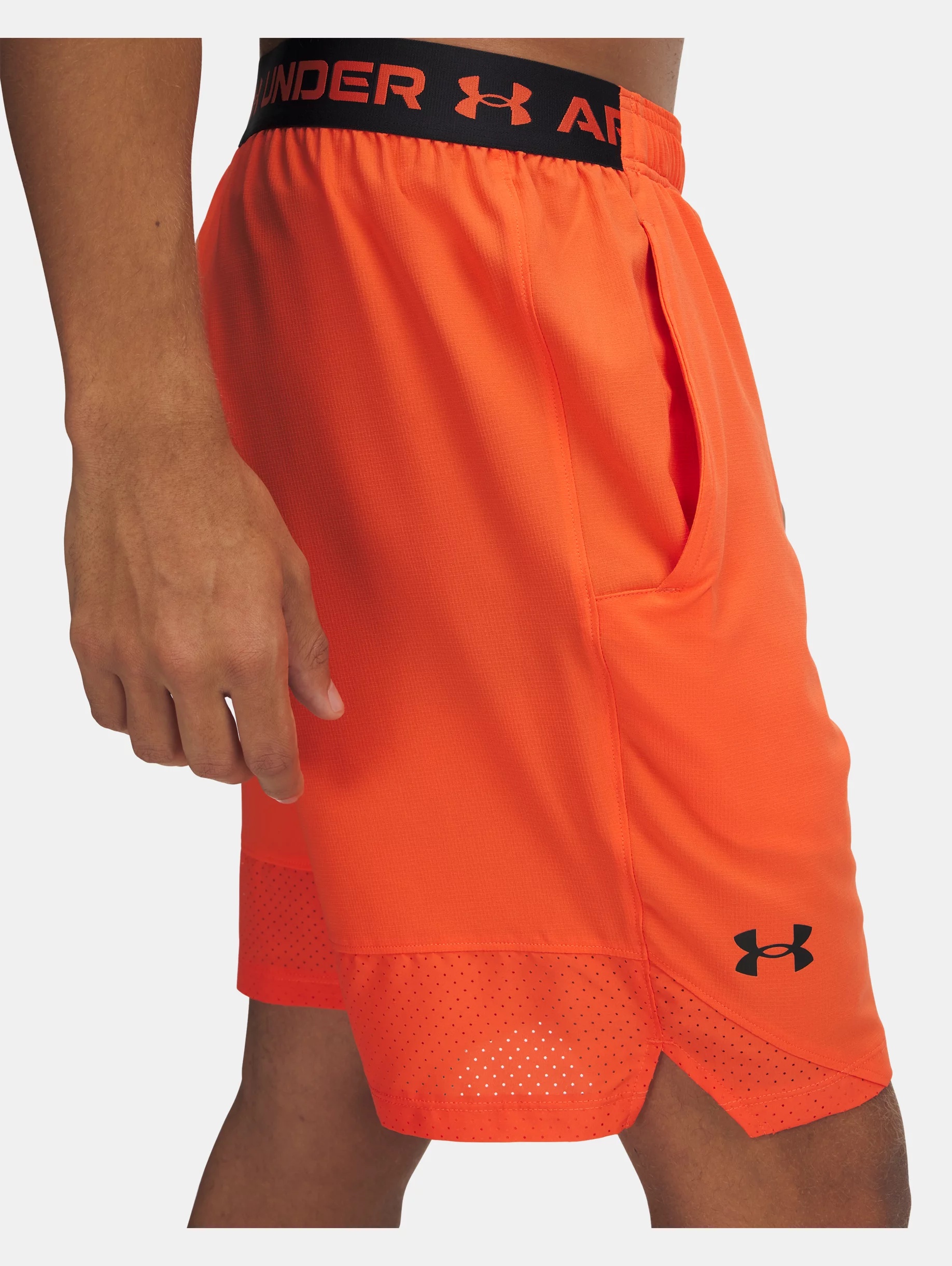 UA Vanish Woven - 4