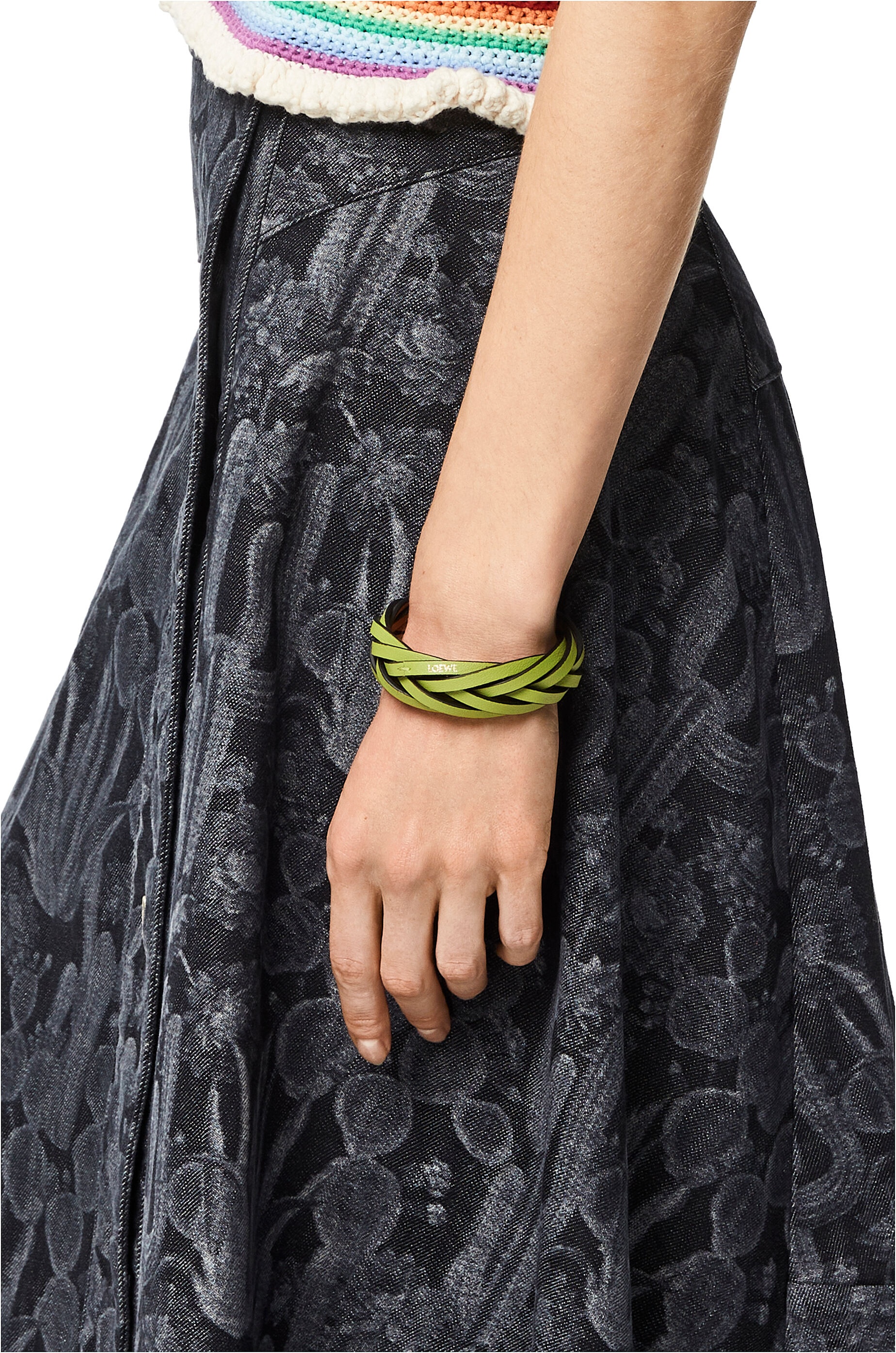 Braided bangle in classic calfskin - 2