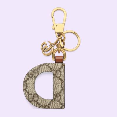 GUCCI Letter D keychain outlook