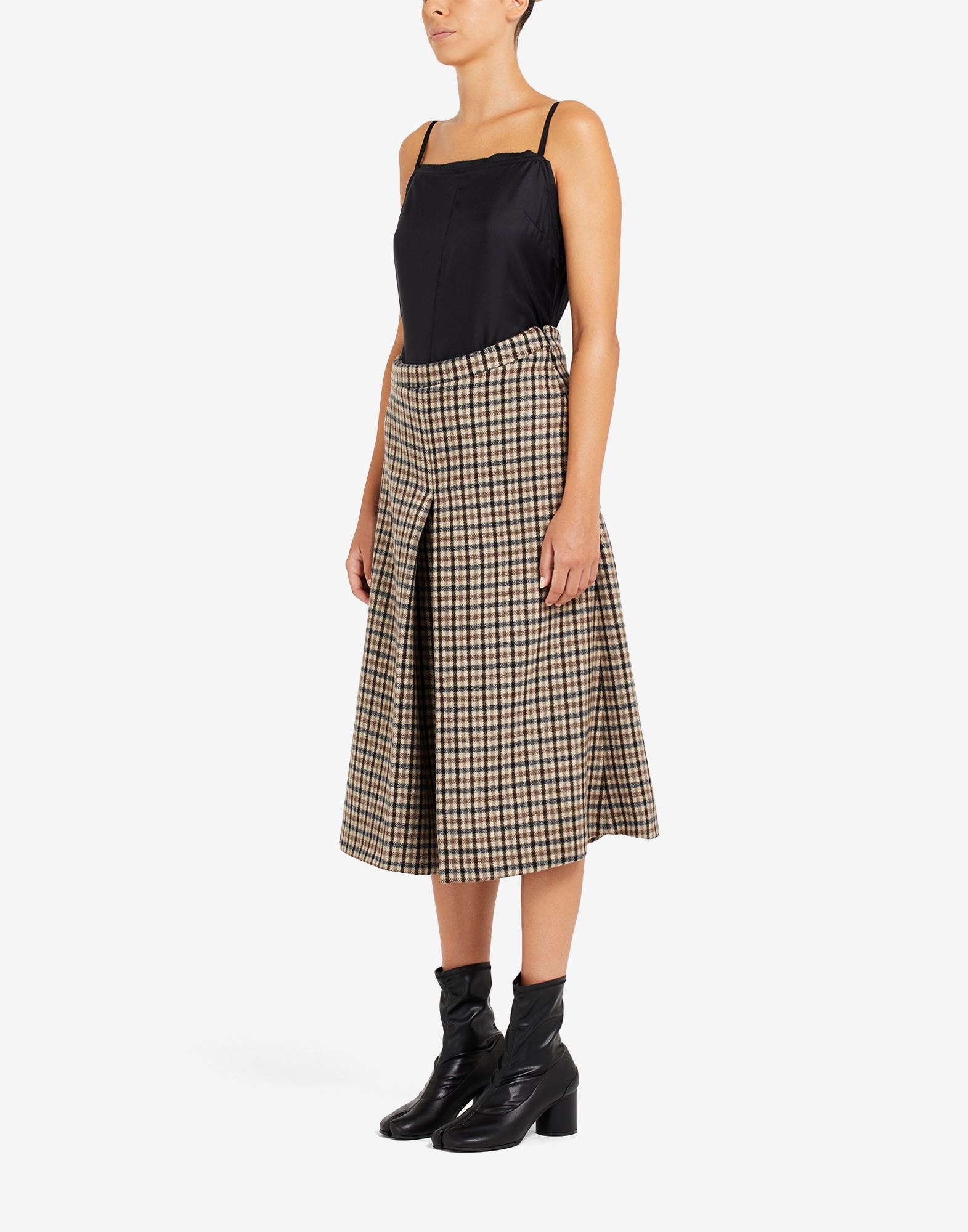 Anonymity of the lining dress - 5