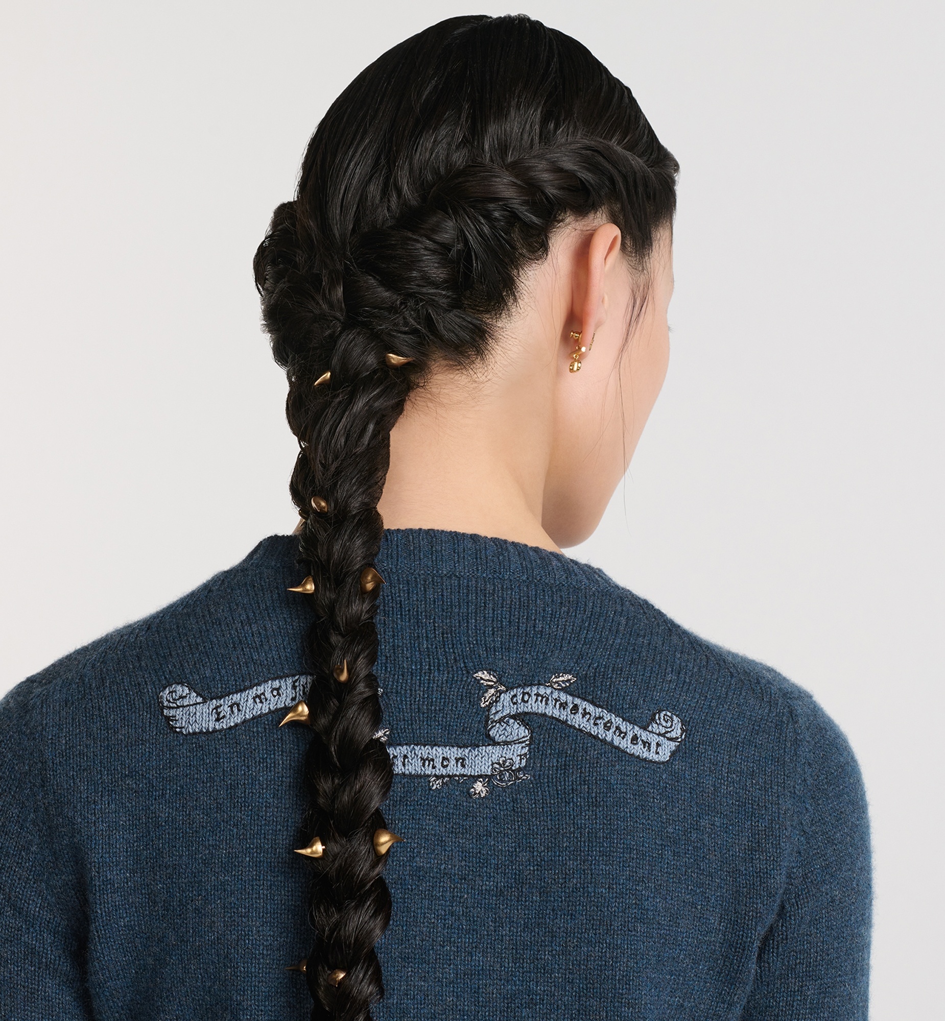 Embroidered Sweater - 3
