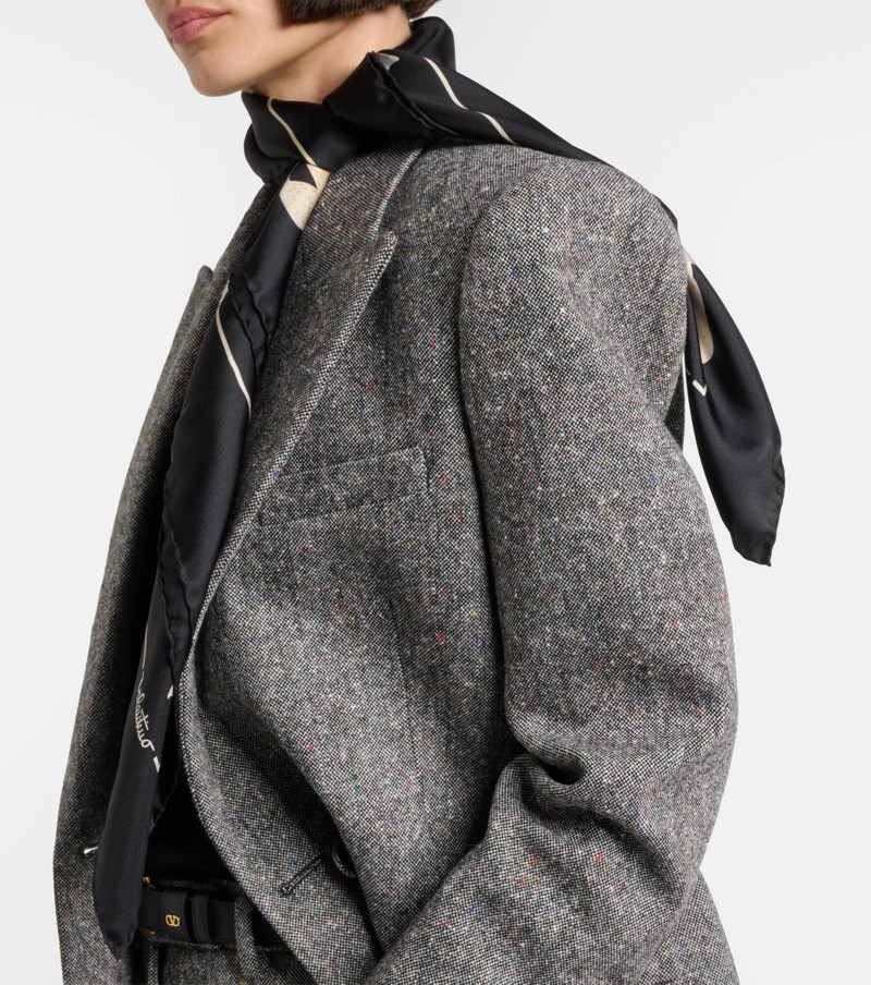 Valentino Après L'Hiver silk scarf outlook