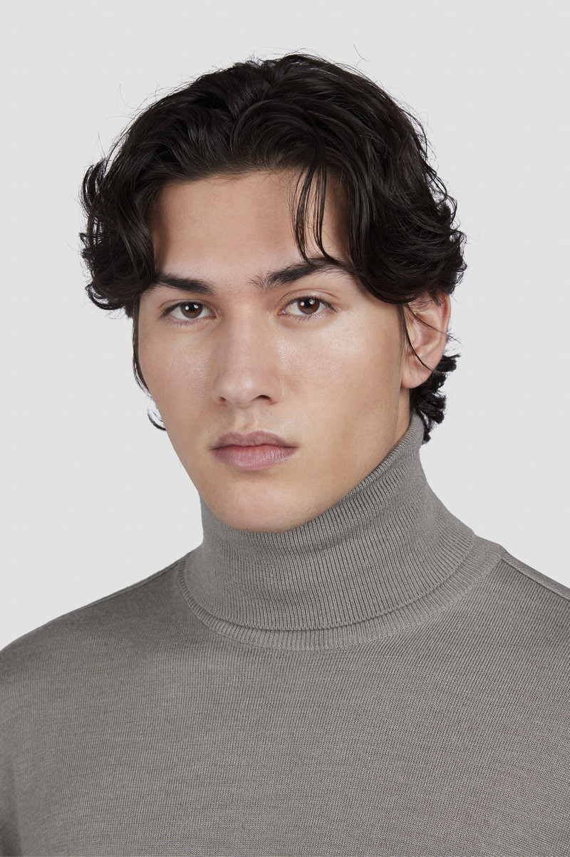 WOOL AND SILK TURTLENECK SWEATER 4