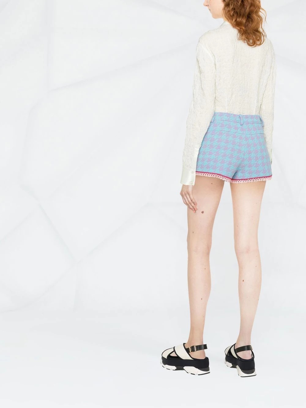 houndstooth-print short shorts - 4