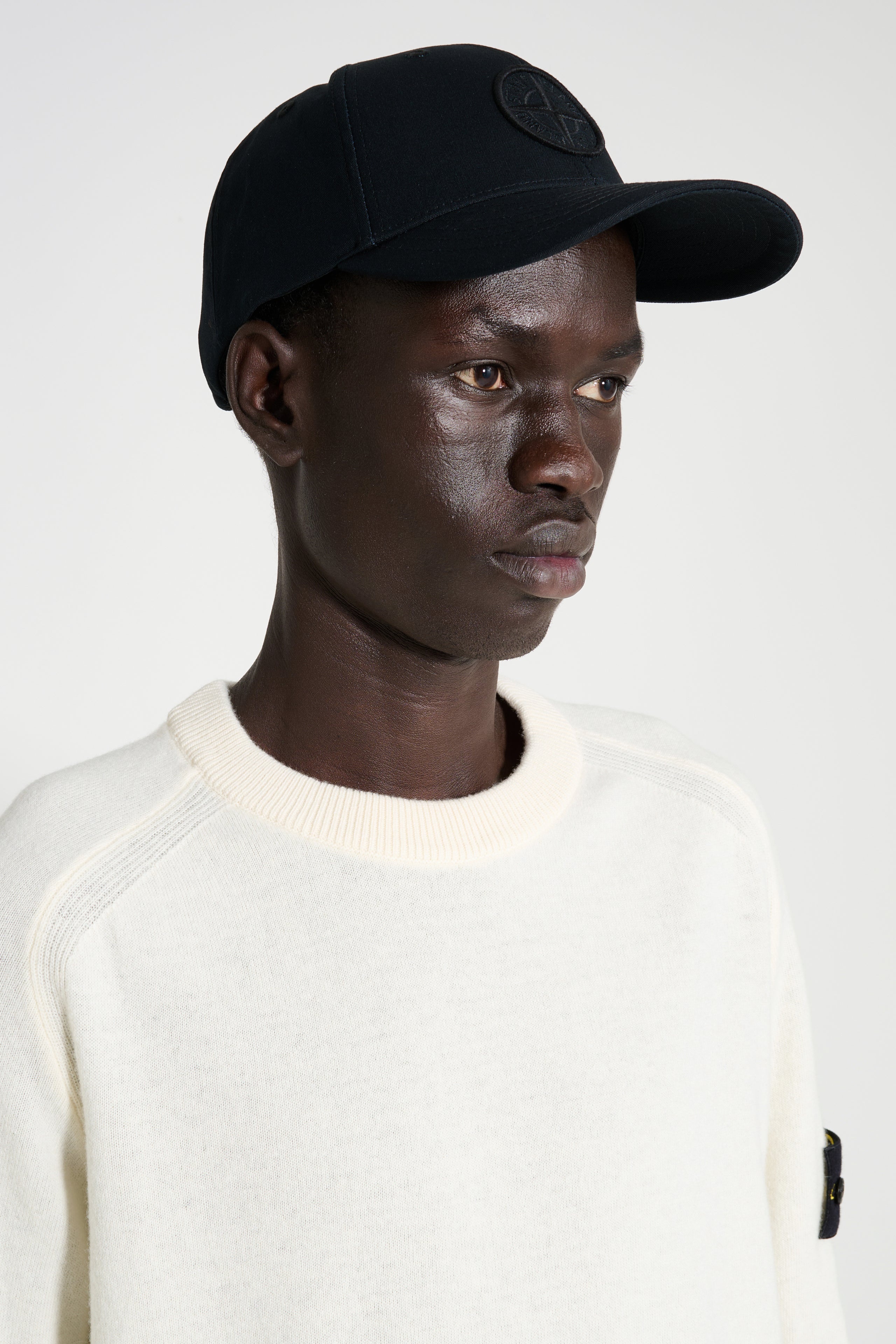 STONE ISLAND HAT BLACK - 3
