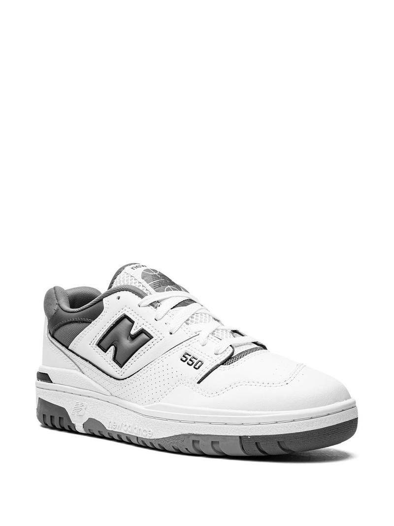 New Balance 550 low-top sneakers outlook