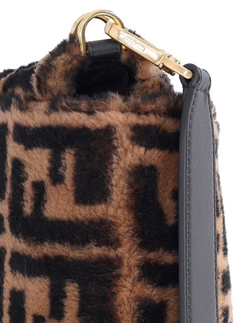 Fendi Women Sheepskin 'Baguette' Bag - 4