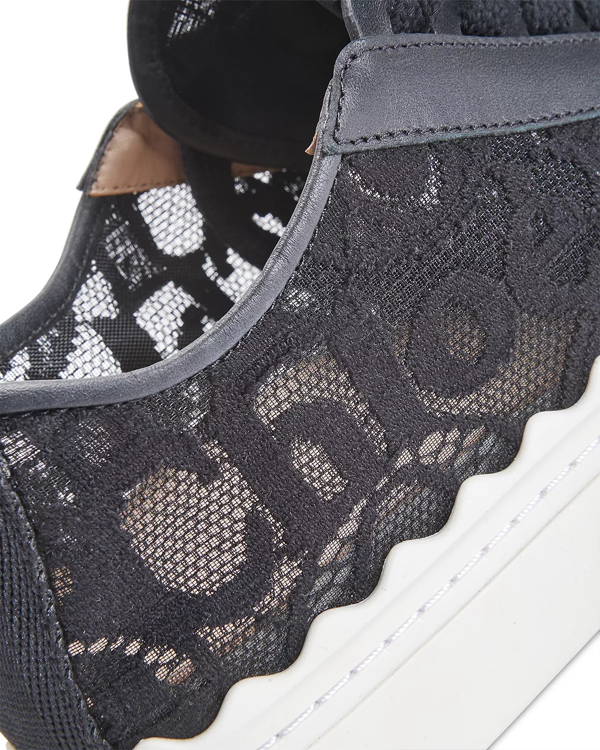 Women's Lauren Lace Low Top Sneakers - 6