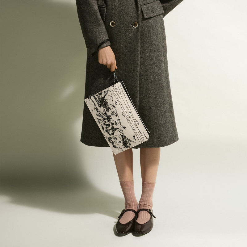 Happy Holidays pouch 9