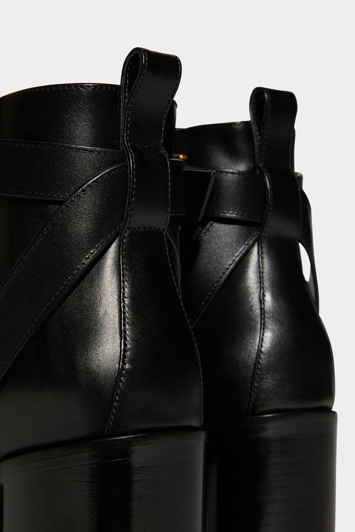 D2 STATEMENT ANKLE BOOTS - 5