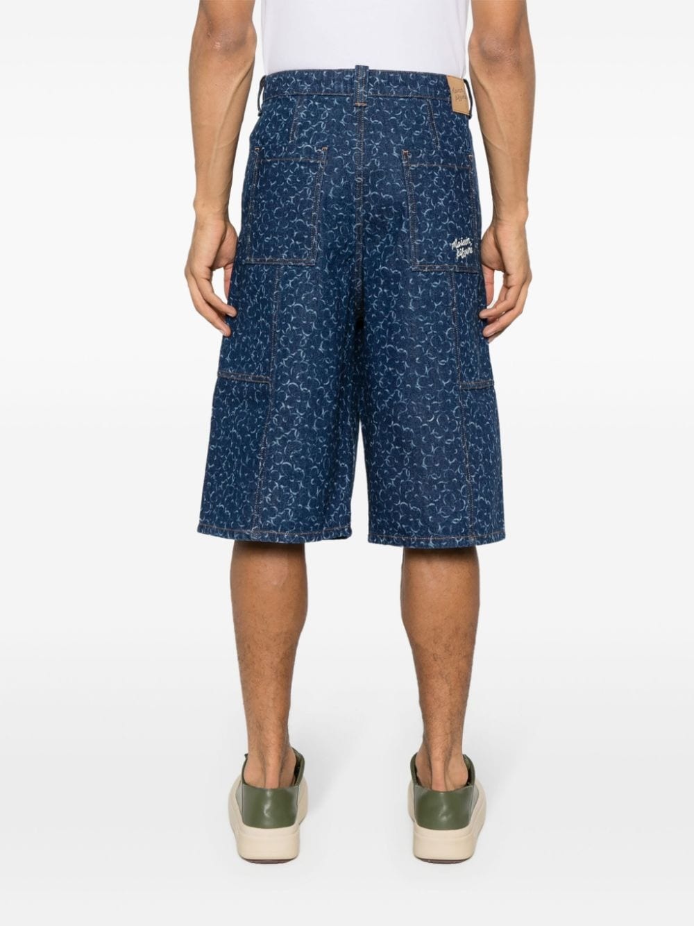 Abstract Daisy-print denim shorts - 4