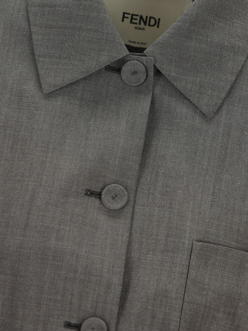 buttoned jacket 3