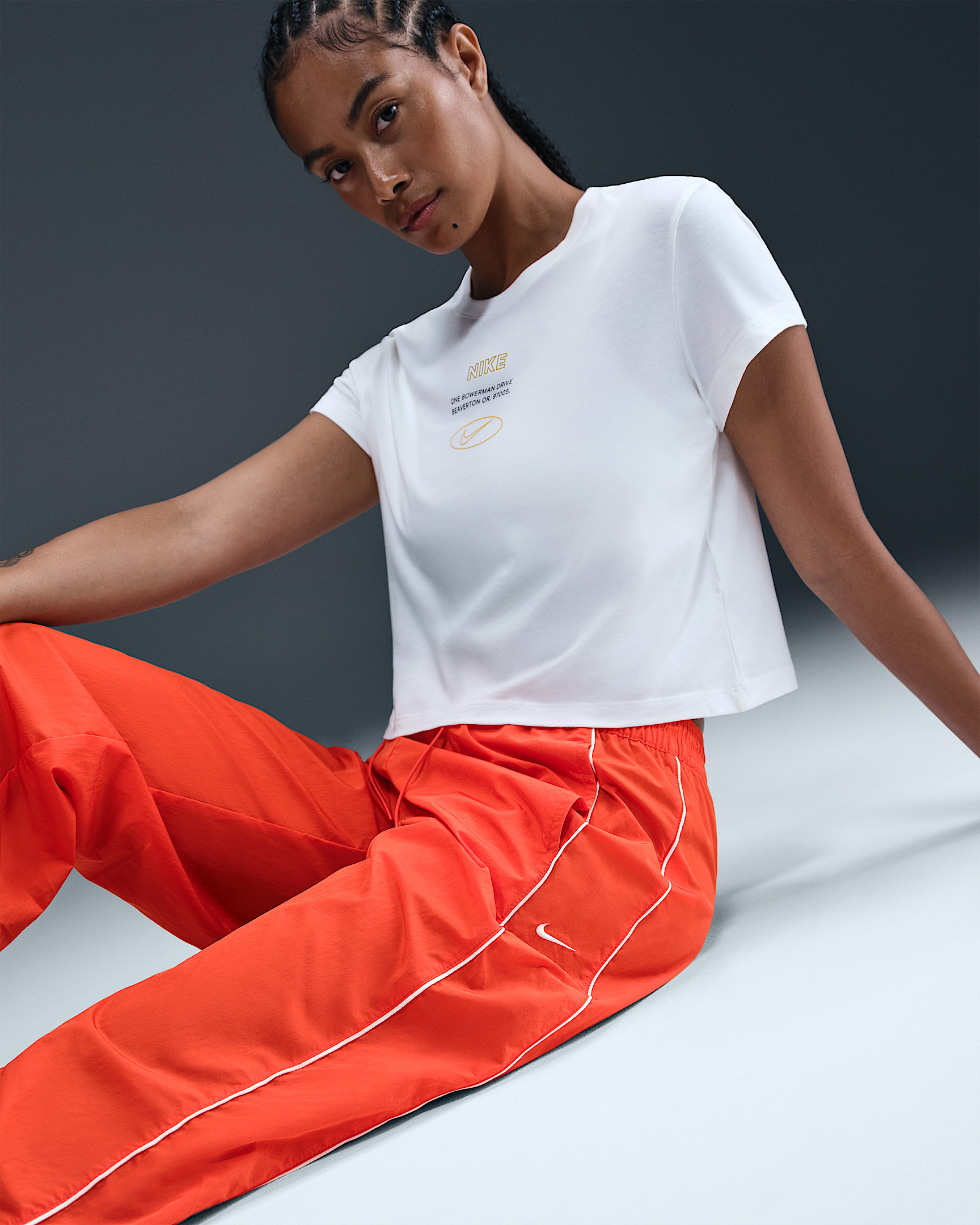 Nike Windrunner Women's High-Waisted Woven Open-Hem Pants - 5