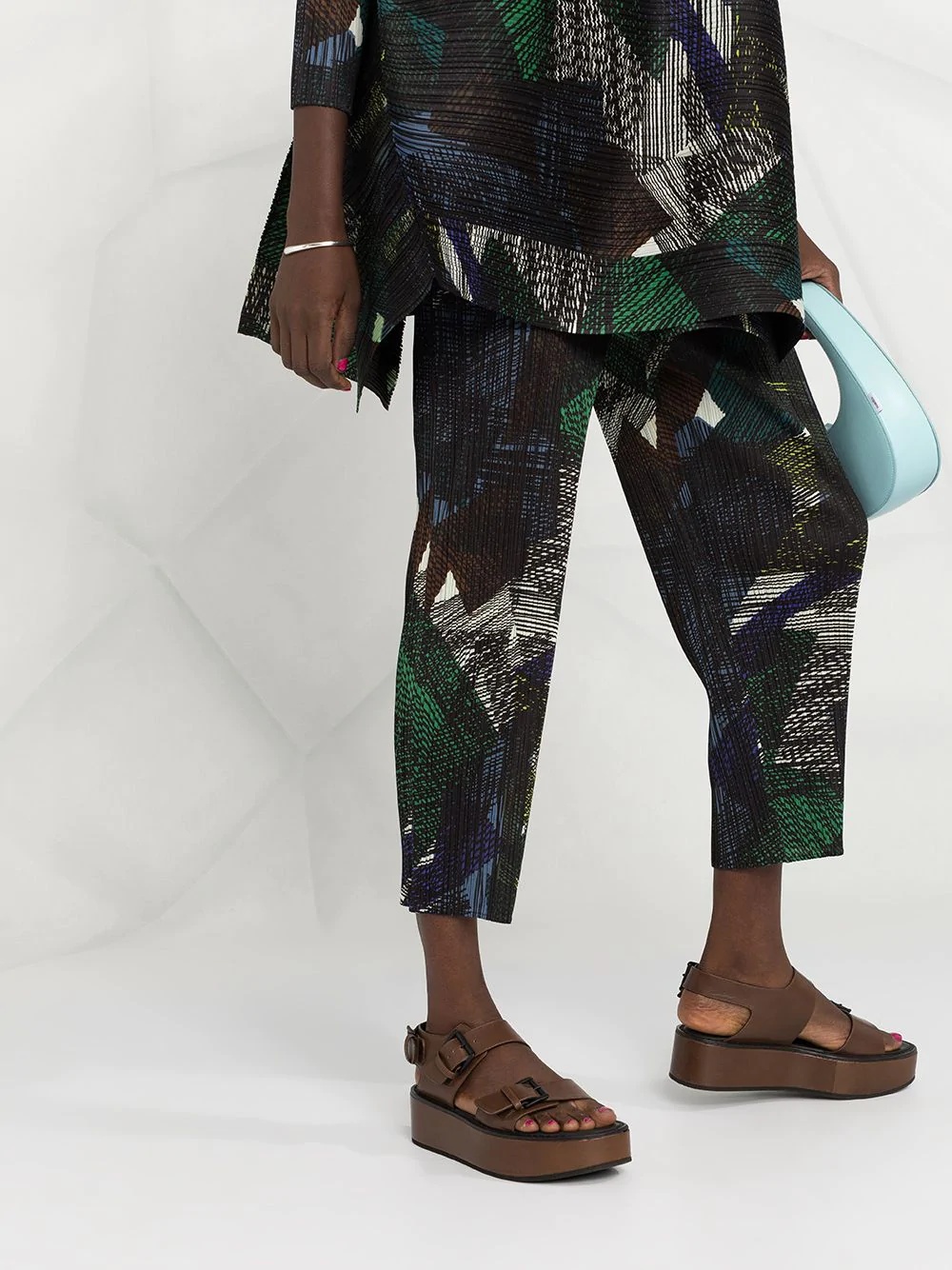 abstract printcrop trousers - 5