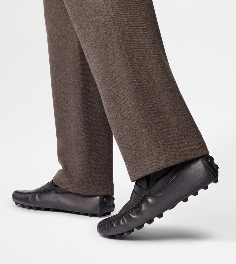 Tod's GOMMINO BUBBLE LOAFERS IN LEATHER - BLACK outlook