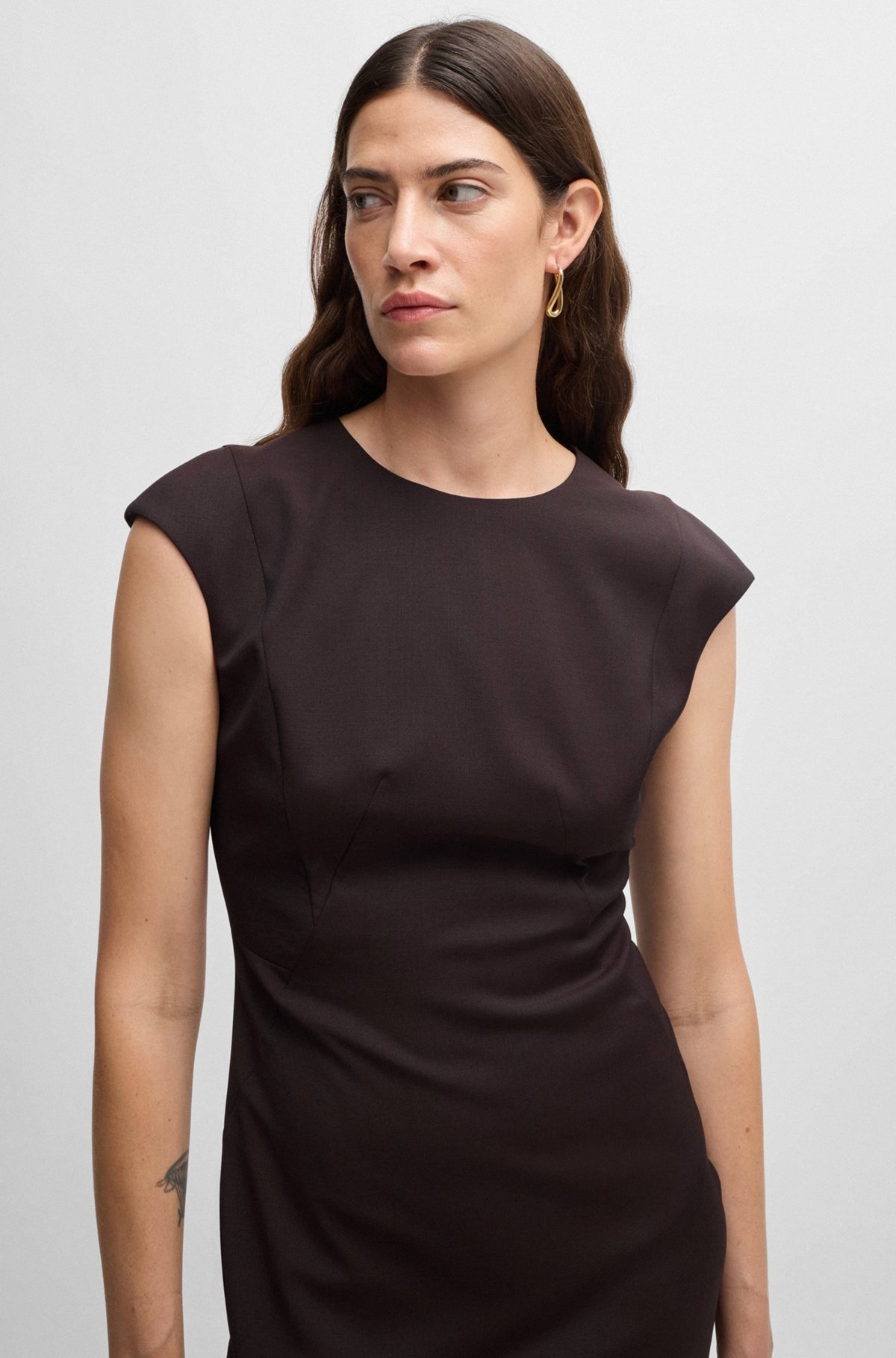 SLIM-FIT DRESS IN VIRGIN WOOL WITH CAP SLEEVES - 6